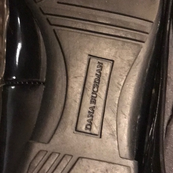 Look great in these black patent loafers by Dana Buchman !   Size 6.5. - Picture 8 of 8
